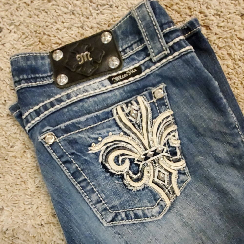 Miss Me Jean's size 28